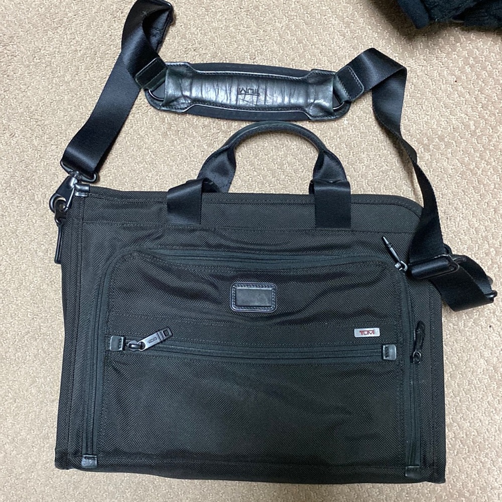 Tumi’s men laptop bag